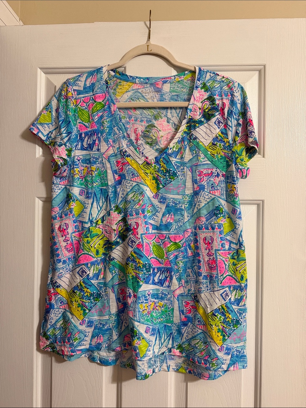 Lilly Pulitzer Etta V Neck Short Sleeve Top in Wish You Were Here Postcard Print